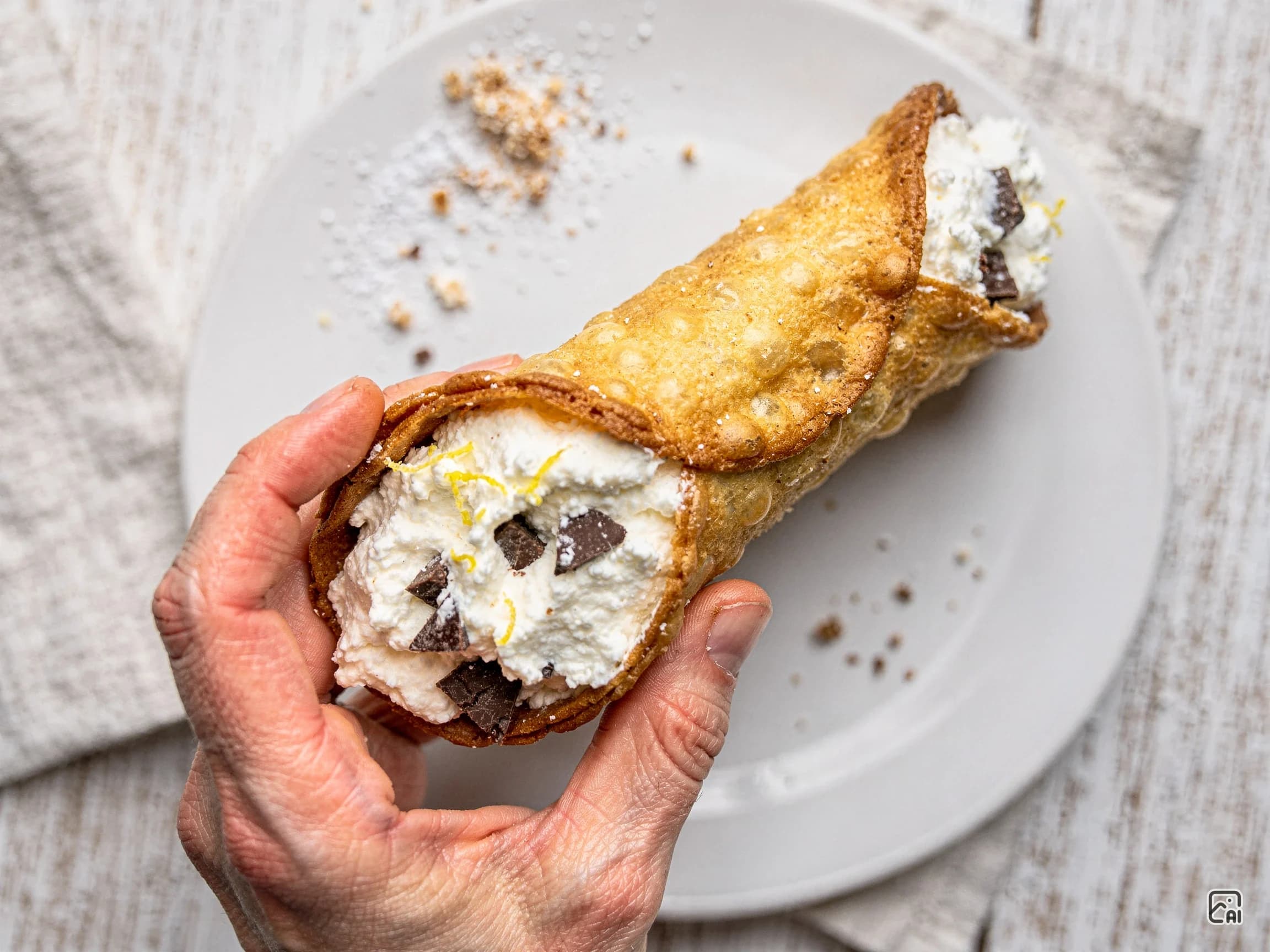 Cannoli - Authentic Italian Hand-Rolled
